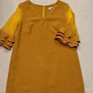SALE !!!!!Yellow Beautiful Women's Dress With Guipure Sleeves. Made in Türkiye.
